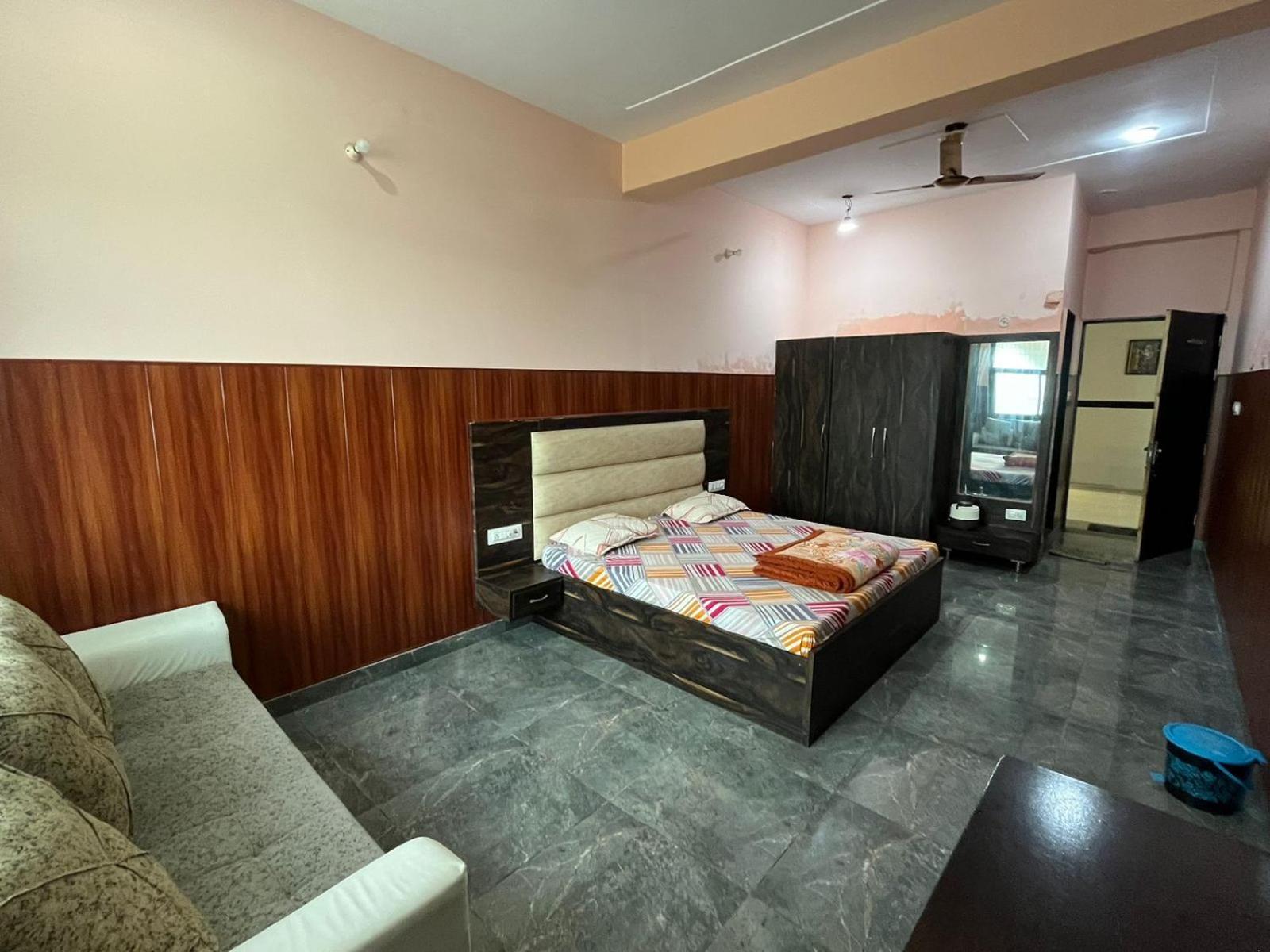 Shri Ji Baba Ki Haveli Hotel Govardhan Exterior photo